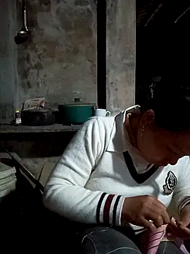 vanvan005 online show from February 11, 11:54 am