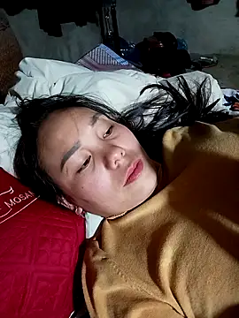 vanvan005 online show from February 12, 12:21 am