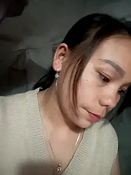 vanvan005 online show from March 14, 2:01 pm