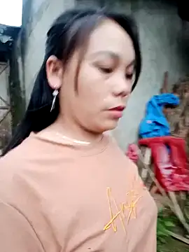 vanvan005 online show from April 4, 11:00 pm