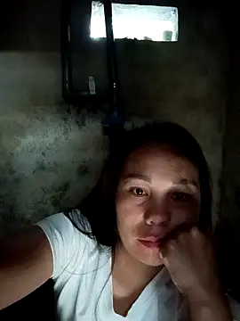 vanvan005 online show from May 14, 10:51 pm
