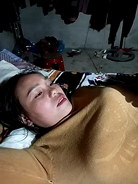 vanvan005 online show from February 9, 1:42 pm