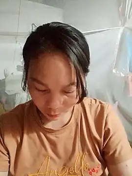 vanvan005 online show from April 5, 9:43 pm