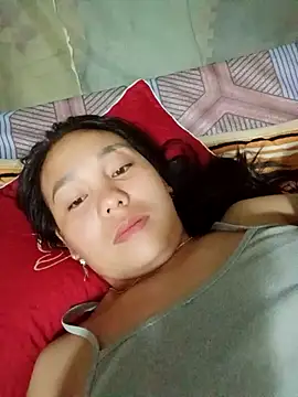 vanvan005 online show from April 2, 11:22 pm