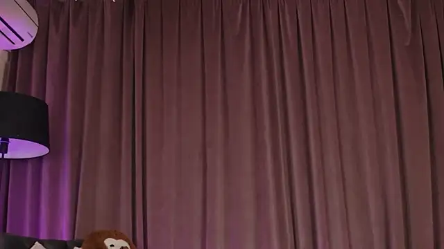 ZariaaVera online show from February 20, 8:22 pm