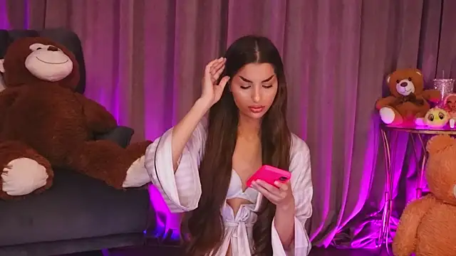 Snapshot of ZariaaVera chatting on June 3, 9:08 pm ZariaaVera online show from June 3, 9:08 pm