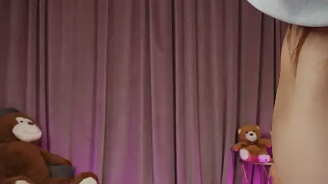 ZariaaVera online show from March 12, 7:51 pm