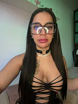 sweetxlayla online show from July 1, 11:21 am