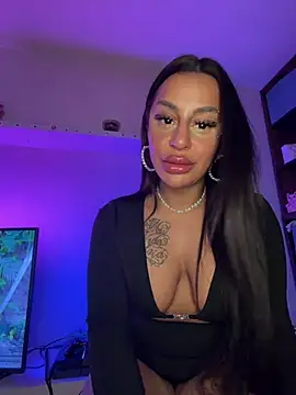 sweetxlayla online show from April 12, 6:16 am