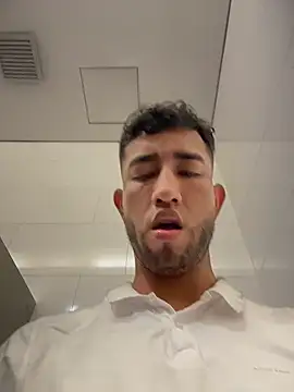 liam bronw online show from March 19, 7:03 pm