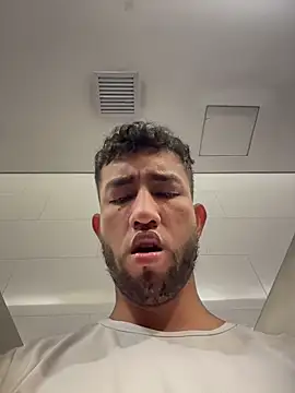 liam bronw online show from March 29, 3:57 pm