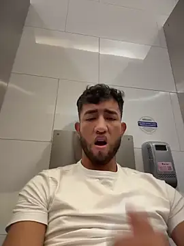 liam bronw online show from April 13, 5:50 pm