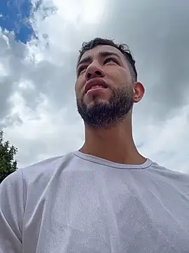 liam bronw online show from February 16, 2:05 pm