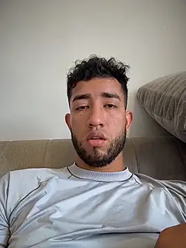 liam bronw online show from February 15, 7:02 pm