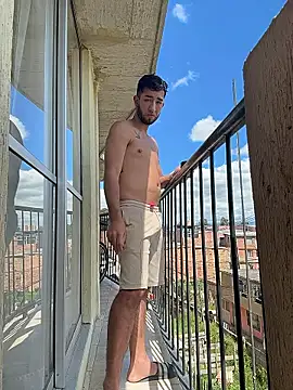 liam bronw online show from January 18, 3:59 pm