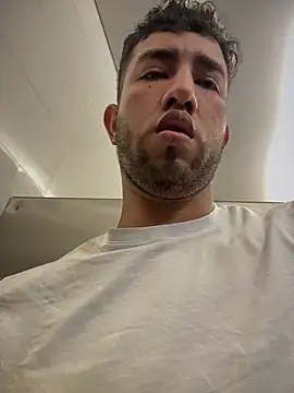 liam bronw online show from April 2, 4:02 pm