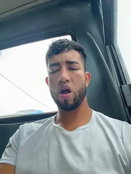 liam bronw online show from March 9, 6:33 pm