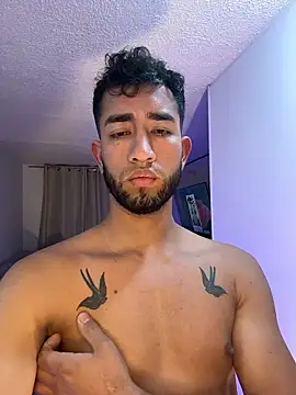 liam bronw online show from January 11, 1:23 am