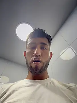 liam bronw online show from March 25, 7:24 pm