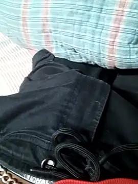 hridoyjmtt1 online show from January 8, 11:16 am