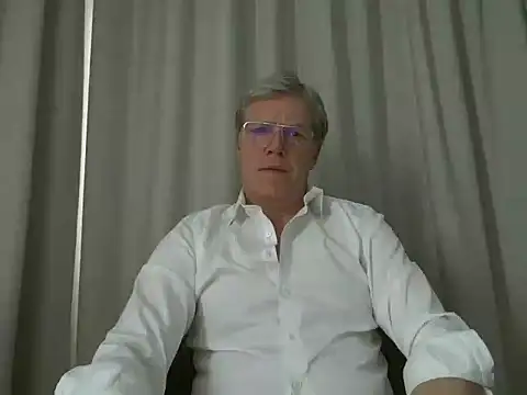 Snapshot of abibull chatting on April 29, 7:23 am abibull online show from April 29, 7:23 am