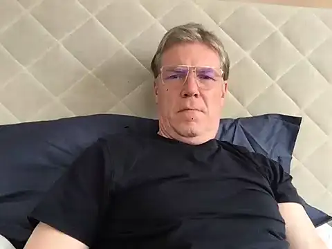 Snapshot of abibull chatting on April 22, 10:00 am abibull online show from April 22, 10:00 am