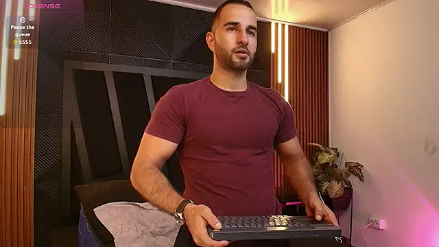 Snapshot of lorenzo_walker_1 chatting on February 20, 6:21 pm lorenzo walker 1 online show from February 20, 6:21 pm