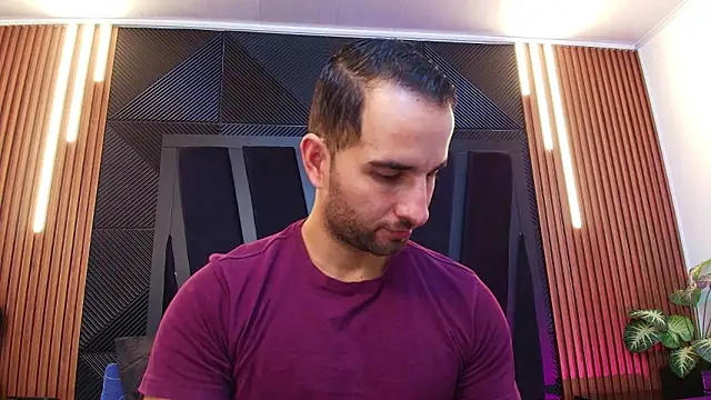 Snapshot of lorenzo_walker_1 chatting on February 11, 5:35 pm lorenzo walker 1 online show from February 11, 5:35 pm