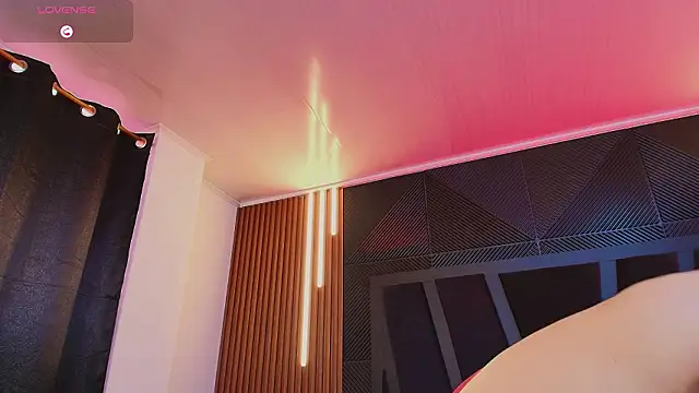 lorenzo walker 1 online show from March 17, 5:27 pm