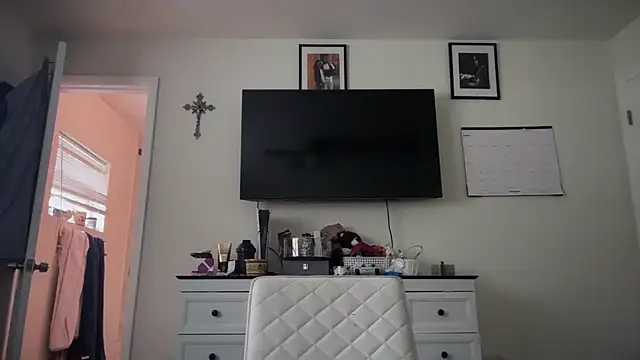 mannib 39 online show from April 22, 8:15 pm