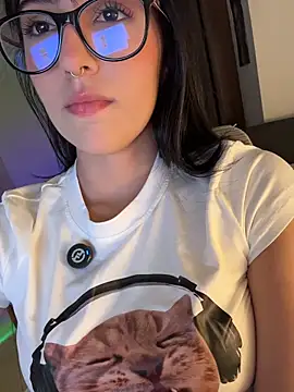 HinaSweet online show from March 15, 12:39 am