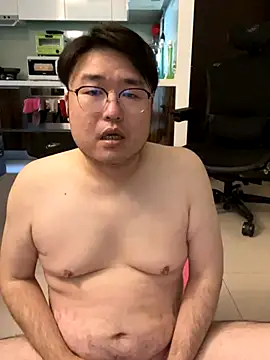 W0Ijn online show from January 8, 7:47 am