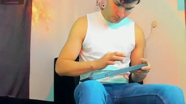 camilo model online show from March 29, 4:41 pm