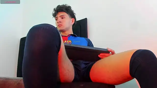 camilo model online show from March 19, 7:14 pm