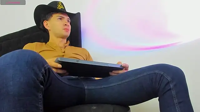 camilo model online show from March 4, 6:54 am