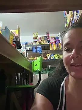 lannabellx online show from May 18, 1:39 am
