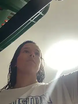 lannabellx online show from February 1, 2:32 am