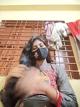 queenneha69 online show from May 15, 5:33 pm