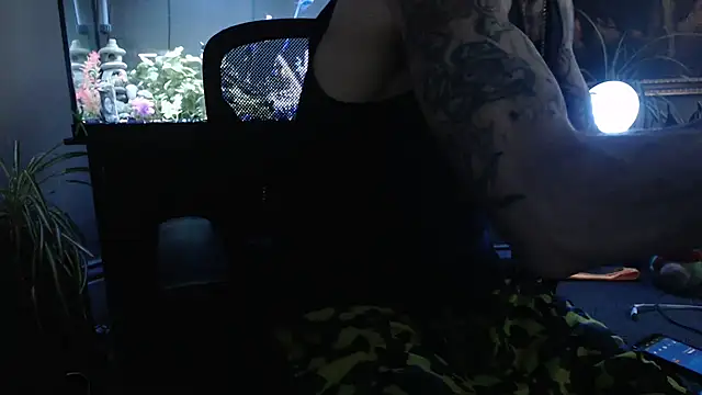 EspanolVato online show from April 4, 11:33 pm