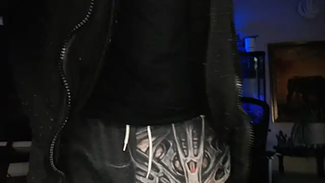 Snapshot of EspanolVato chatting on February 28, 11:21 am EspanolVato online show from February 28, 11:21 am