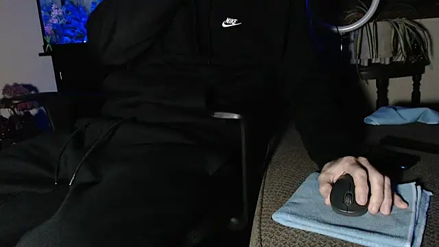 Snapshot of EspanolVato chatting on February 10, 9:08 am EspanolVato online show from February 10, 9:08 am