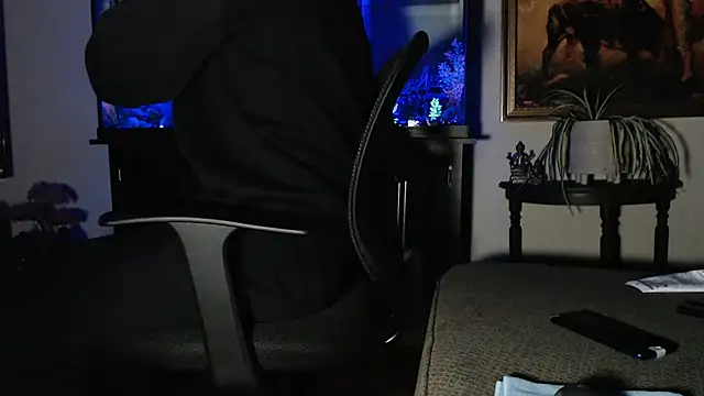 Snapshot of EspanolVato chatting on February 8, 9:18 am EspanolVato online show from February 8, 9:18 am