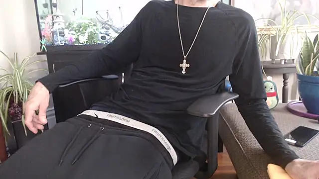 EspanolVato online show from April 8, 9:16 pm