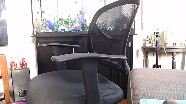 Snapshot of EspanolVato chatting on February 10, 9:25 pm EspanolVato online show from February 10, 9:25 pm