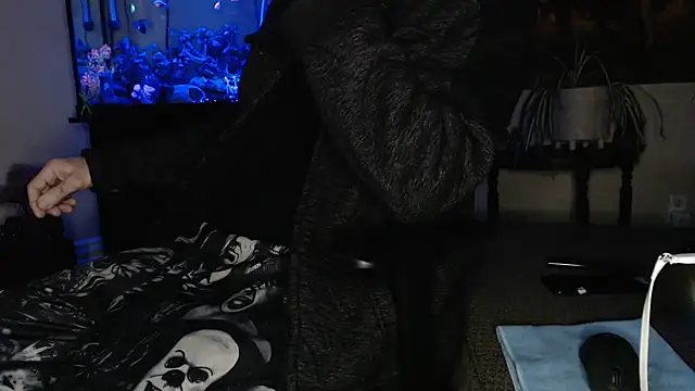 Snapshot of EspanolVato chatting on March 2, 9:16 am EspanolVato online show from March 2, 9:16 am