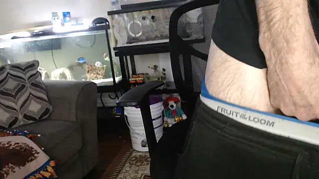 EspanolVato online show from April 10, 9:00 pm