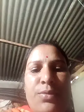 Hot hiuj online show from February 19, 2:58 pm