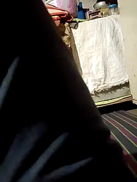 Hot hiuj online show from March 4, 2:14 pm