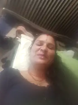 Hot hiuj online show from May 5, 6:38 am