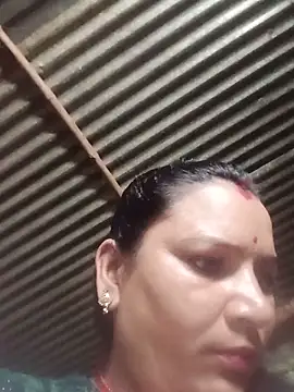 Hot hiuj online show from May 17, 5:02 pm